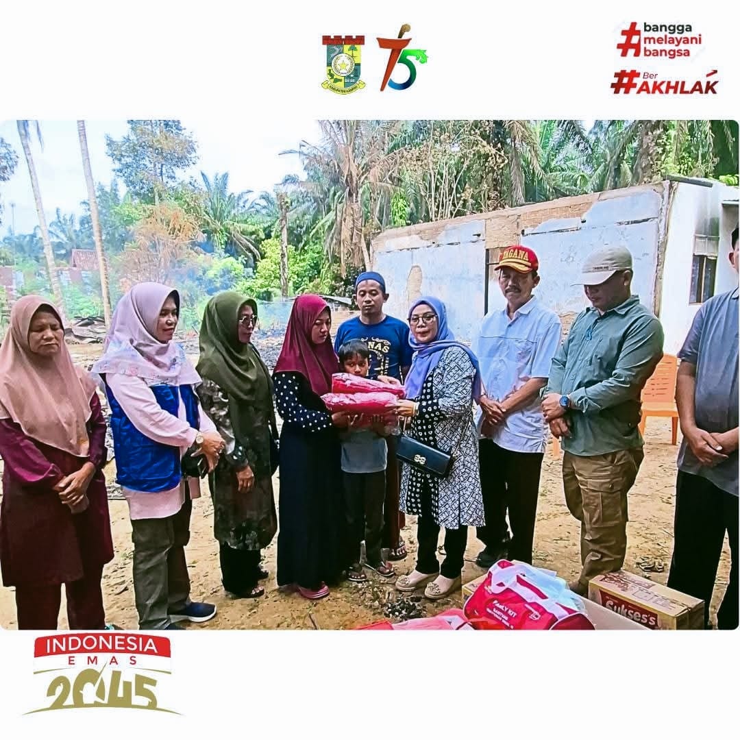 Wabup Kampar Gercep Serahkan Bantuan untuk Korban Kebakaran di Desa Kinantan   