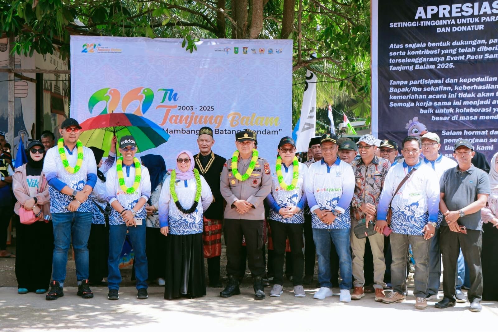 Wabup Kampar Misharti Buka Pacu Sampan Sempena HUT Desa Tanjung Balam, Kecamatan Siak Hulu