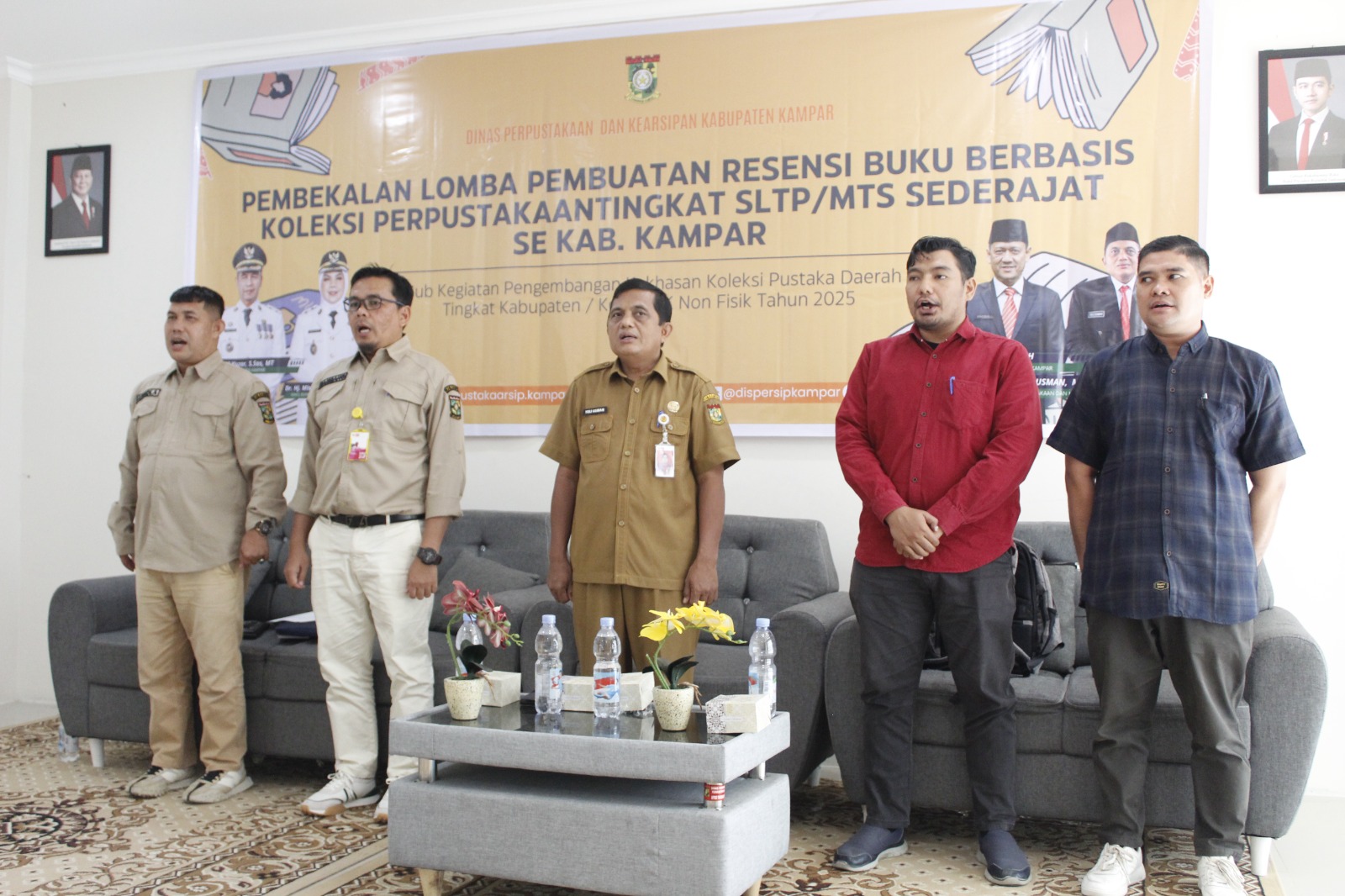 Dispersip Kampar Adakan Pembekalan Terhadap Peserta Lomba Resensi Buku Tingkat SMP Sederajat