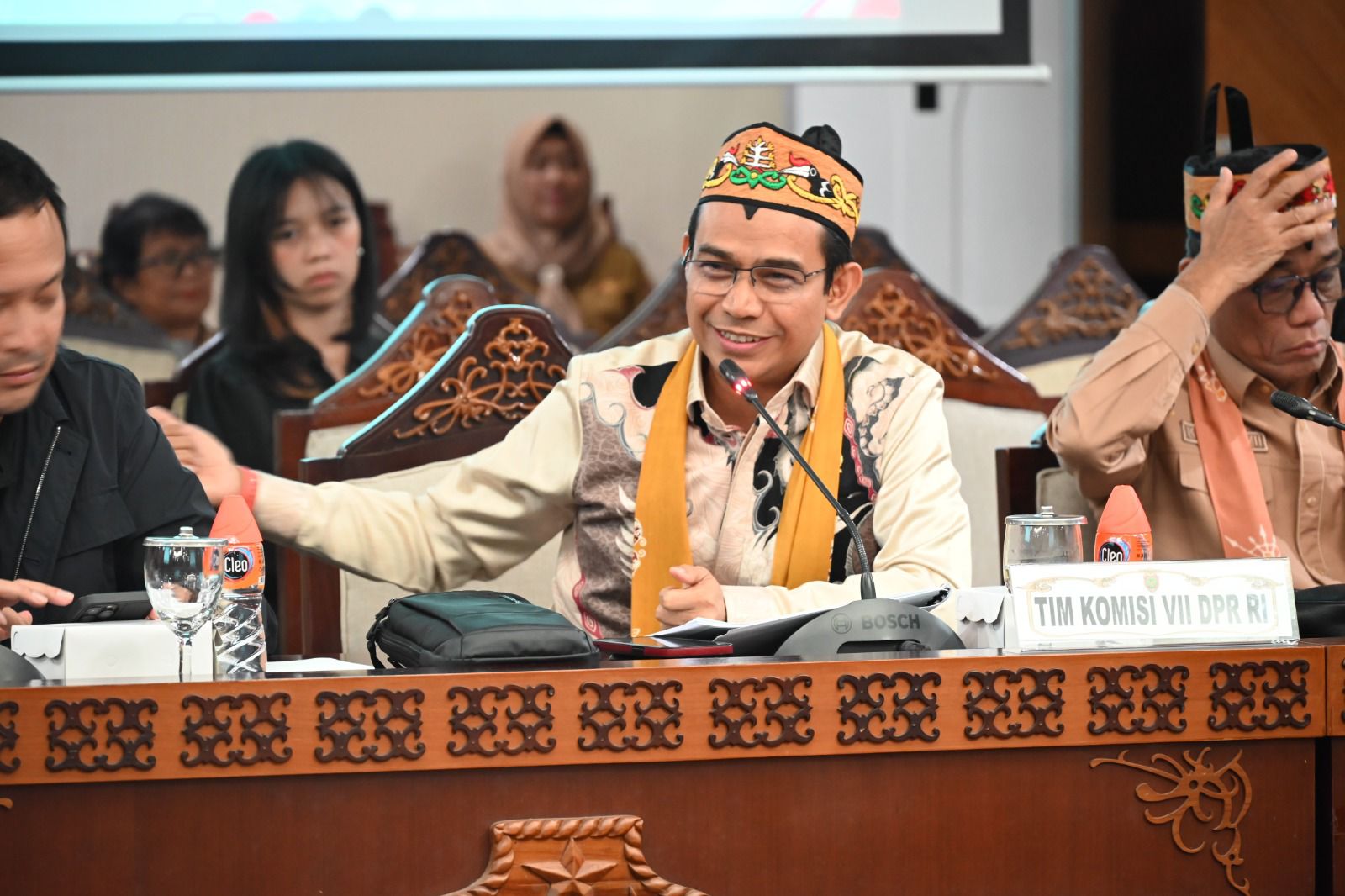 Hendry Munief Minta Kementerian Pariwisata Mendukung Peningkatan Infrastruktur Destinasi Wisata di Kalteng Hendry Munief Minta Kementerian Pariwisata Mendukung Peningkatan Infrastruktur Destinasi Wisata di Kalteng
