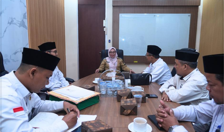 BAZNAS Kampar Serahkan Laporan ZIS 2025, Wabup Dorong Akuntabilitas Dana Umat