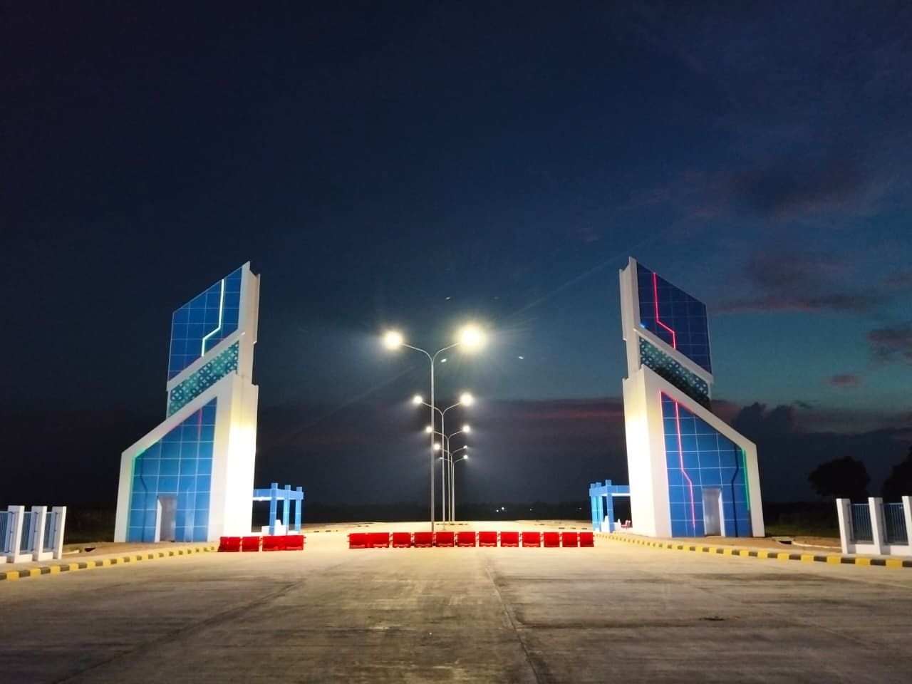 PT PPK Bangun Infrastruktur Dasar Kawasan Industri Kuala Tanjung, Gate dan Jalan Masuk Tahap Awal telah Selesai