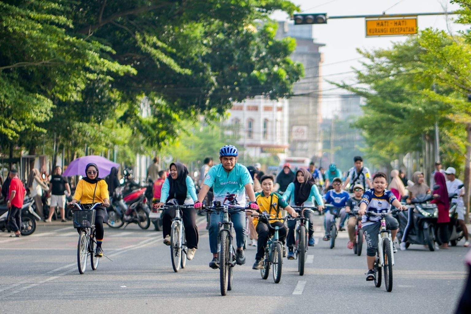 Atas Arahan Bupati Rohil H. Bistamam, CFD Sukses Padukan Budaya Sehat dan Pemberdayaan UMKM Atas Arahan Bupati Rohil H. Bistamam, CFD Sukses Padukan Budaya Sehat dan Pemberdayaan UMKM