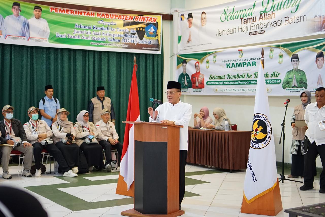 Tiba dari Tanah Suci, Jemaah Haji Rohil Disambut Langsung Bupati