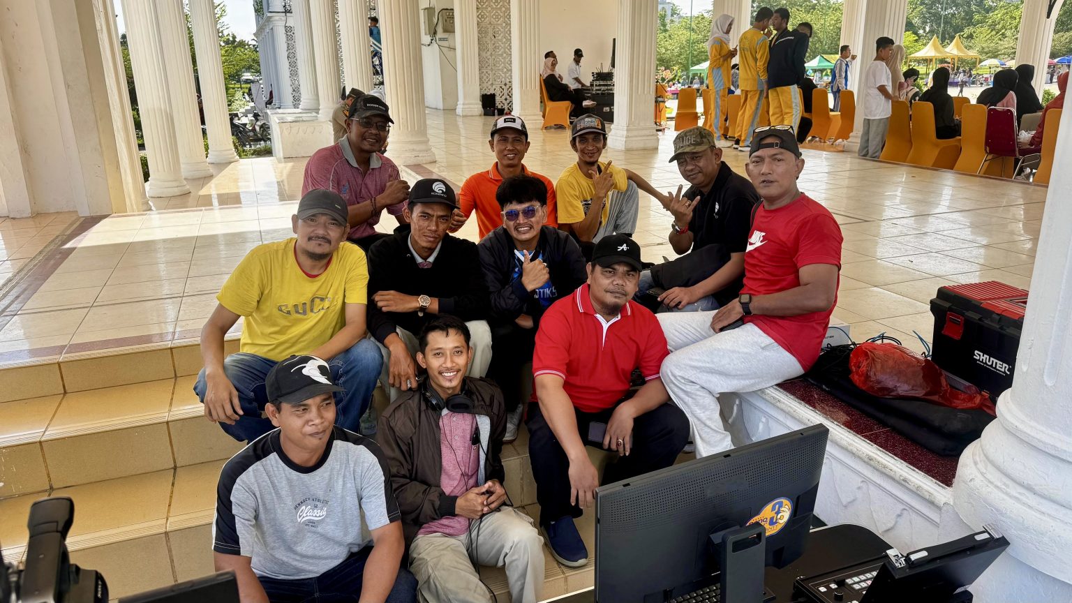Lawan Hoaks Lewat Musik Rap, Diskominfotiks Rohil Luncurkan Kampanye Saring Sebelum Sharing di CFD Taman Budaya