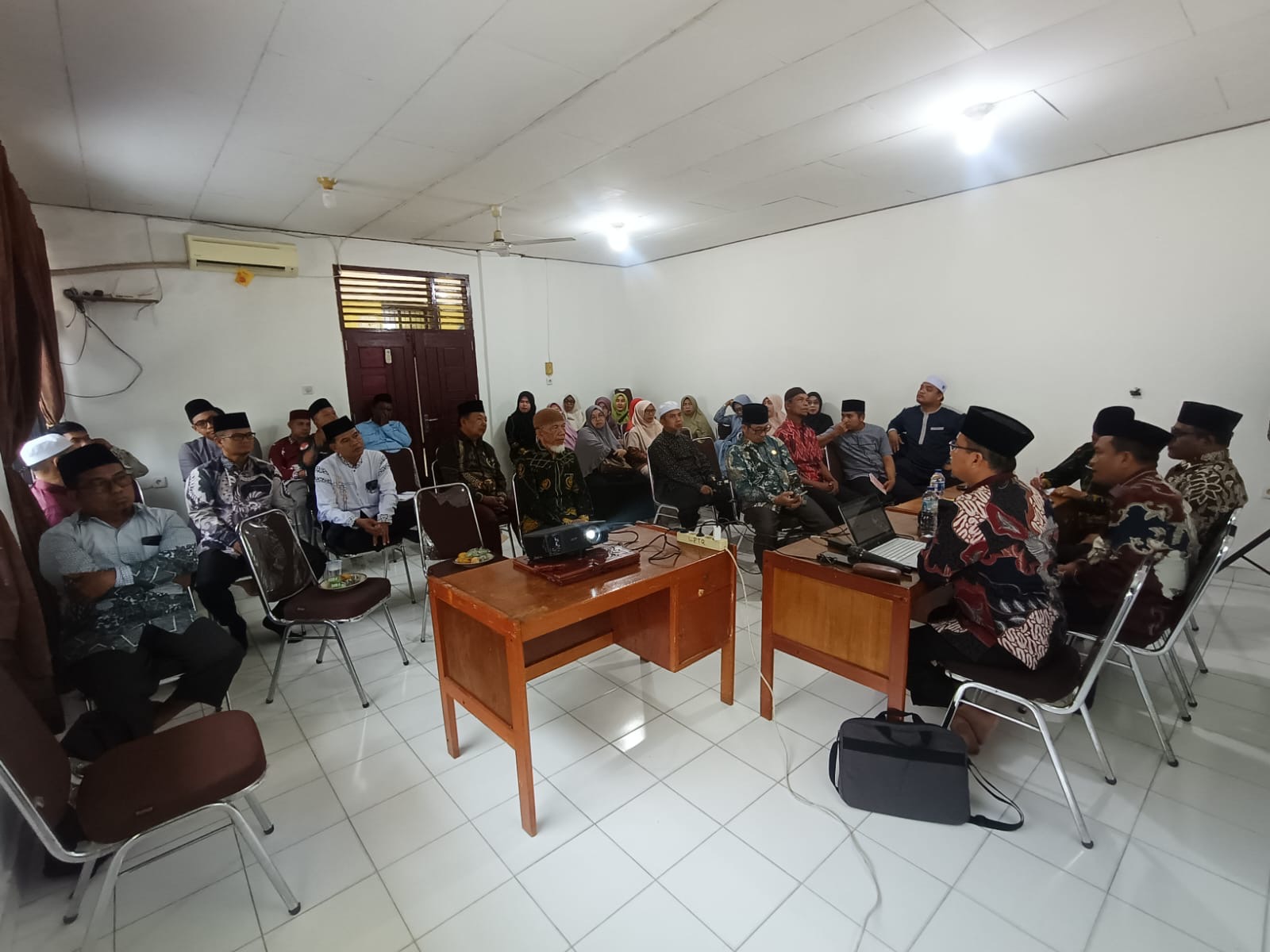 LPTQ Kampar Perkuat Pembinaan dari Daerah: “Hormati Supremasi MTQ” LPTQ Kampar Perkuat Pembinaan dari Daerah: “Hormati Supremasi MTQ”
